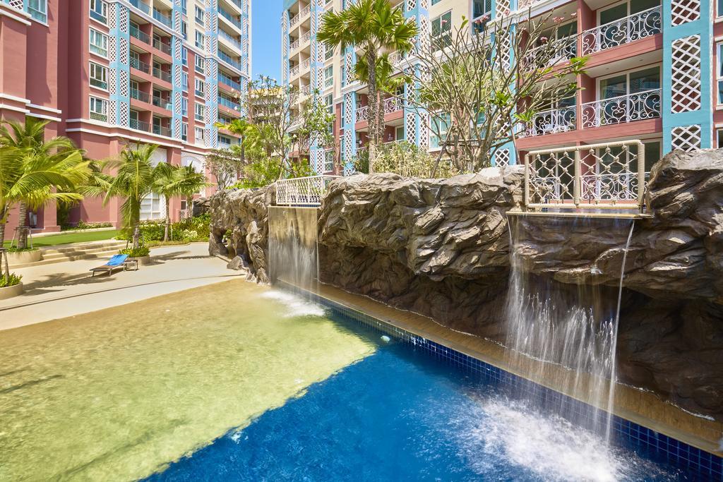 Grand Carribean By Tech Apartment Pattaya Luaran gambar