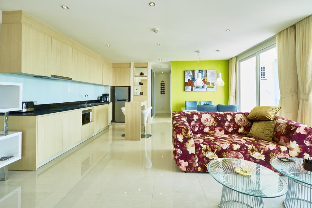 Grand Carribean By Tech Apartment Pattaya Luaran gambar
